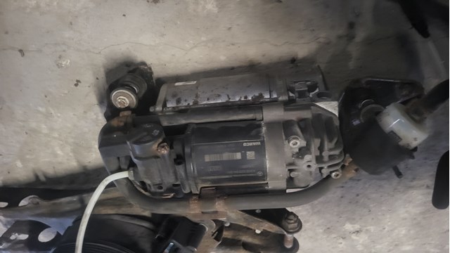 Компресор пневмоподвески A2123200404 MERCEDES