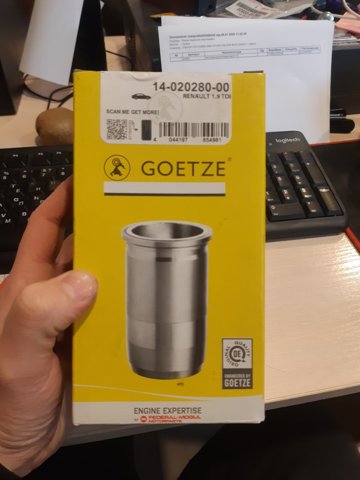 Гільза поршнева 1402028000 GOETZE