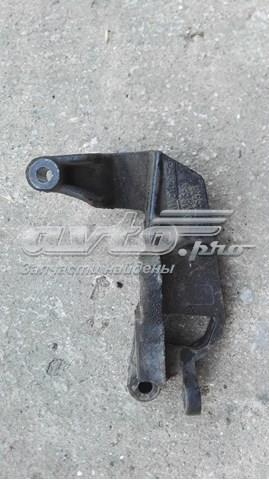 Кронштейн подушки (опори) двигуна, лівої 90538558 OPEL