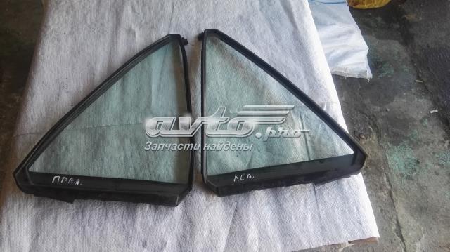 Скло кутове дверей задніх B25H72661A MAZDA