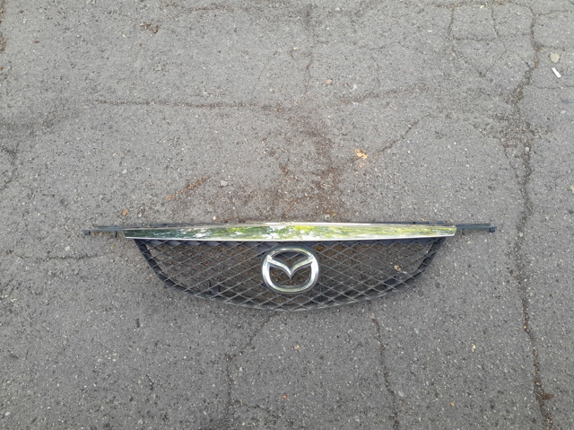 Облицювання радіатора C10050712 MAZDA