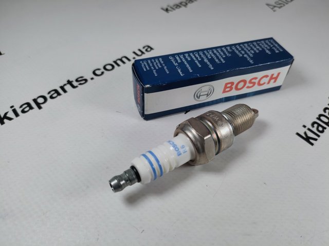 Свічки запалювання (запальні) і дроти 0242235707 BOSCH