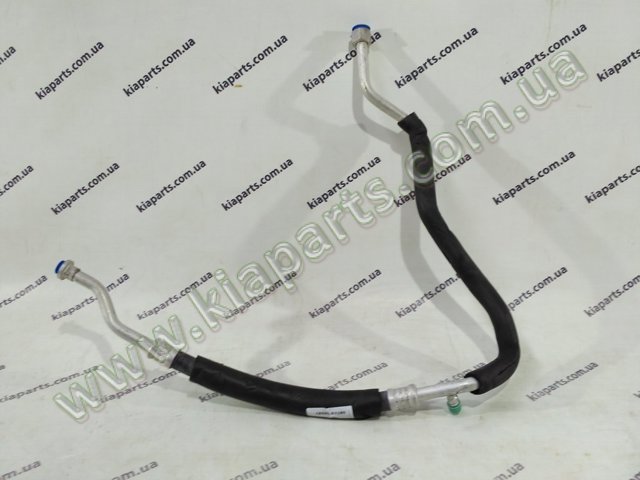 Скло водійських дверей 1800277180 GEELY