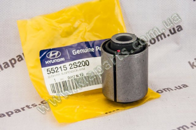 Болт кріплення заднього розвального важеля, внутрішній 552202H100 HYUNDAI