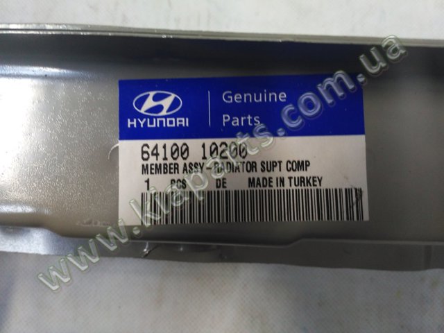 Рамка передньої панелі Hyundai Accent II