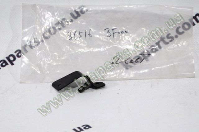 Кронштейн кріплення бампера переднього правий 865163F000 HYUNDAI