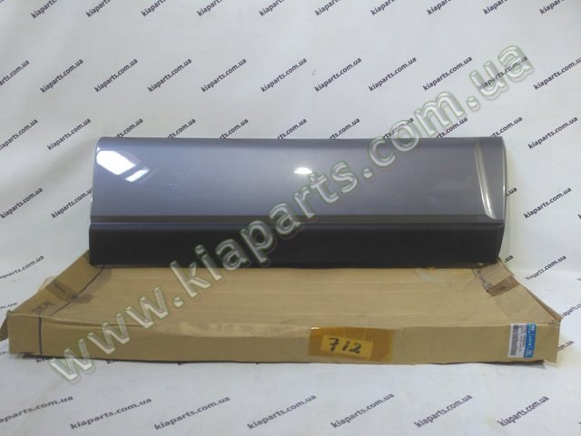 Молдинг передньої правої двері 877221F500 HYUNDAI