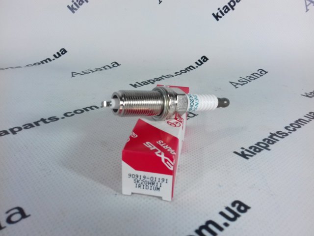 Свічки запалювання Тойота Рав 4 3