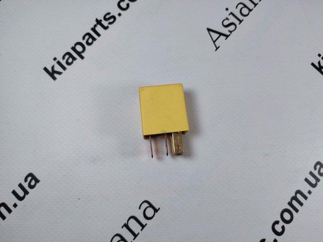 Кріплення переднього амортизатора 95227628 GM