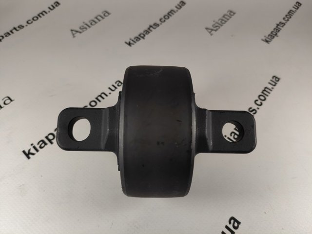 Сайлентблок задньої балки GV0594L CTR