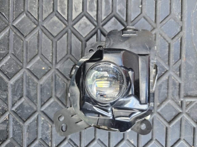 Права протитуманні фари GHP951680A MAZDA