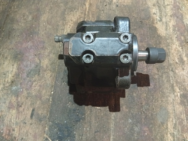 Насос паливний високого тиску (ПНВТ) - DIESEL 0445010009 BOSCH