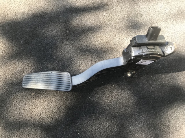 Педаль газу (акселератора) 05281418AC CHRYSLER