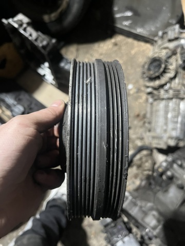 Шків колінвала (демпфер ) 059105251AC VAG