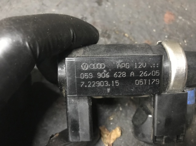 Перетворювач тиску (соленоїд) наддуву / EGR 059906628A VAG