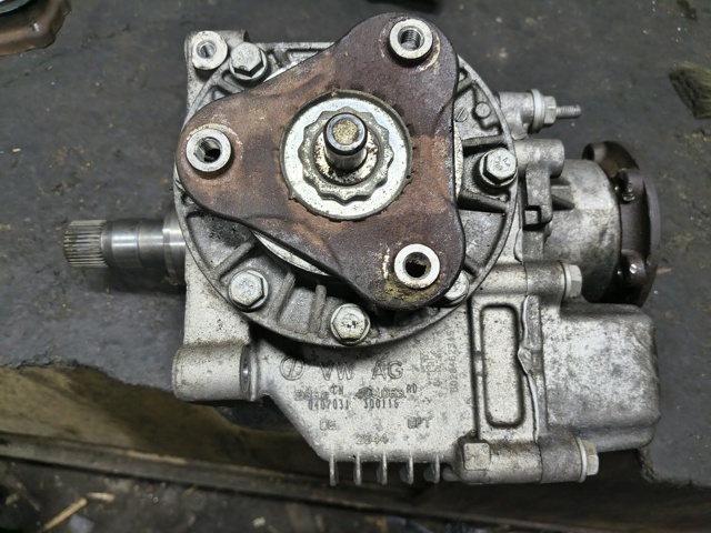 Раздатка (коробка роздавальна) 0CN409053S VAG
