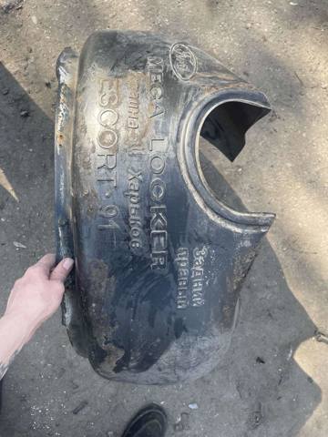 Підкрилок передній лівий 1020888 FORD