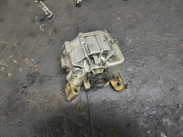 Насос масляний 11417643256 BMW
