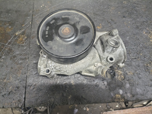 Насос охолодження 11517548263 BMW