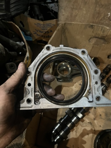 Сальник коленвала двигуна, задній 122792W201 NISSAN