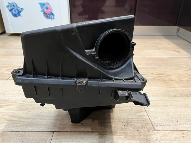 Корпус повітряного фільтра 1311179 FORD