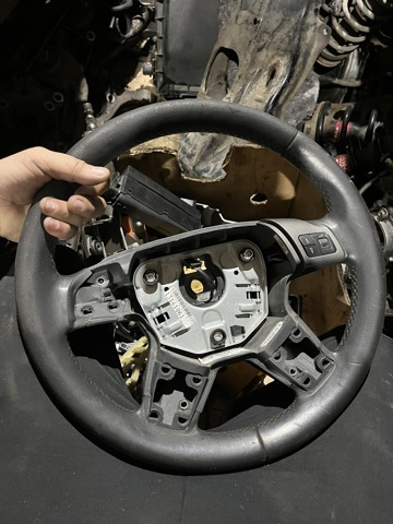 Руль 13208853 GM