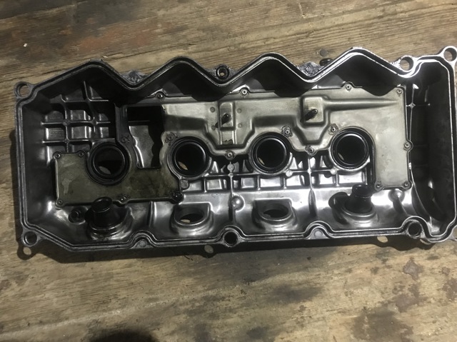 Кришка клапанна 13264EB31A NISSAN