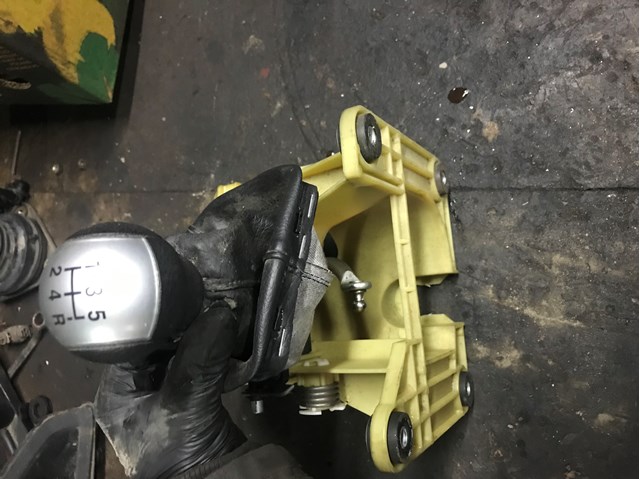 Рукоятка важеля КПП 1378326 FORD