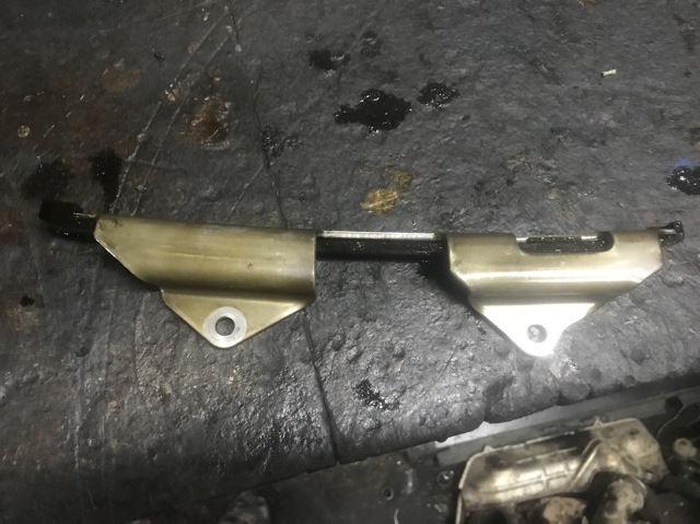 Заспокоювач ланцюга ГРМ, лівий 14430RBDE01 HONDA