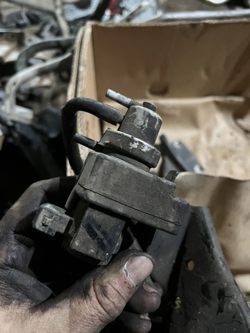 Перетворювач тиску (соленоїд) наддуву / EGR 14956EB70B NISSAN