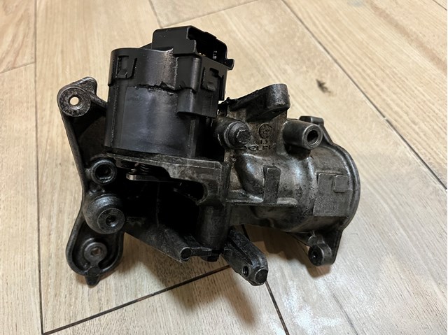 Прокладка EGR-клапана рециркуляції 1498877 FORD