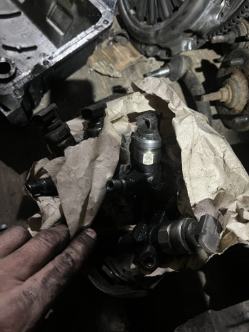 Форсунка паливна 16600EC00A NISSAN