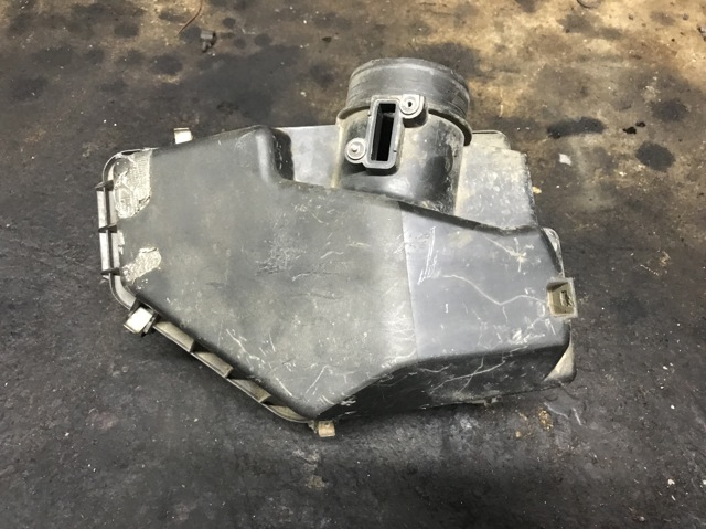 Корпус повітряного фільтра, нижня частина 17244R06E00 HONDA