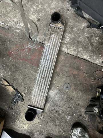 Радіатор інтеркулера Бмв 5