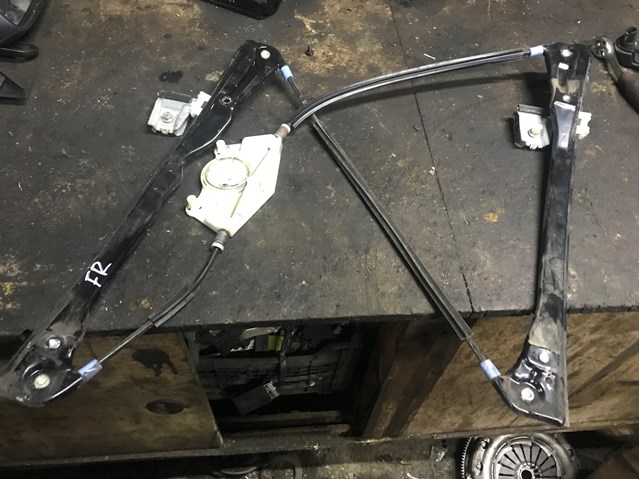 Механізм склопідіймача двері передньої, правої 1J4837730AP VAG