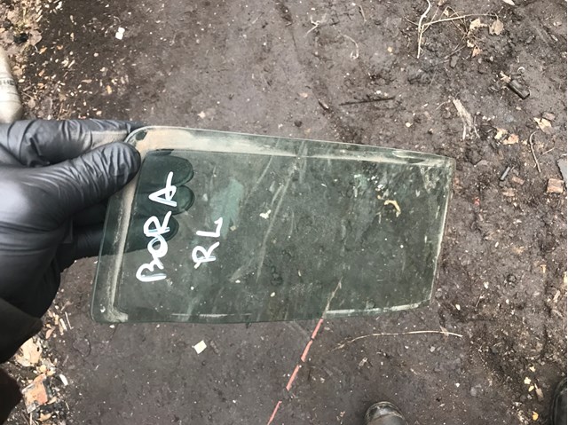 Кватирка дверей трикутник, задньої, лівої 1J9845215A VAG