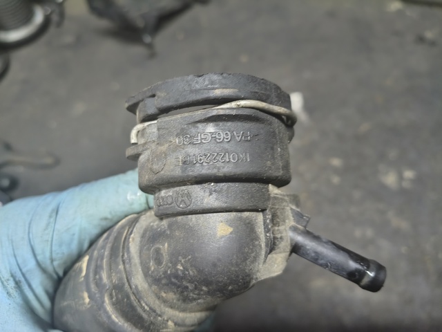 Швидкознімна муфта шланга радіатора охолодження 1K0122291BE VAG