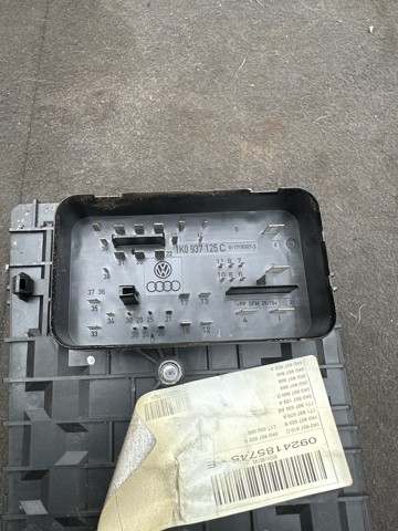 Коробка запобіжників 1K0937125C VAG