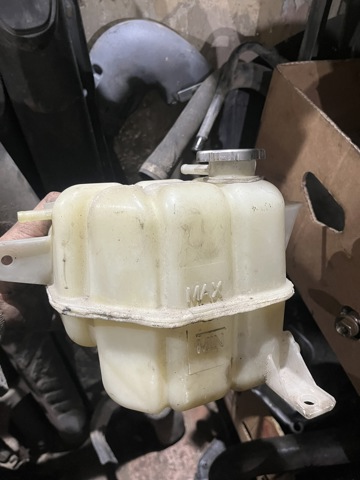 Бачок розширювальний 21710EB30A NISSAN