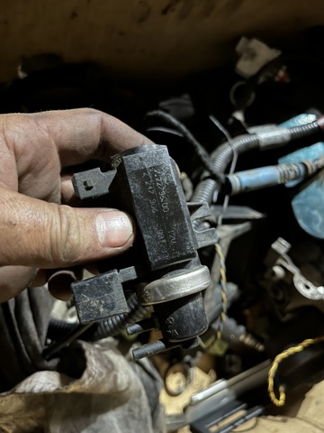 Перетворювач тиску (соленоїд) наддуву / EGR 2247906 BMW