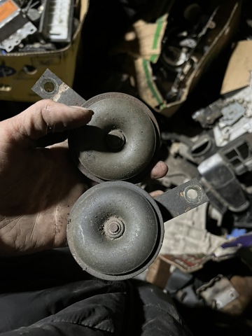 Клаксон 25610VJ200 NISSAN