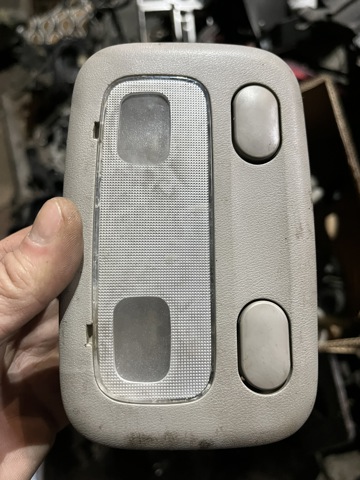 Плафон освітлення салону/кабіни 264305L301 NISSAN