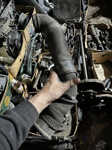 Патрубок повітряний, вхід повітряного фільтра 282003E000 HYUNDAI