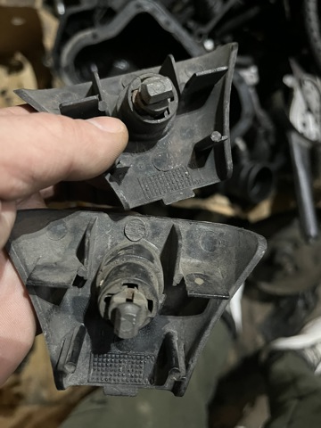 Омивач скла дверей задка 289708H300 NISSAN
