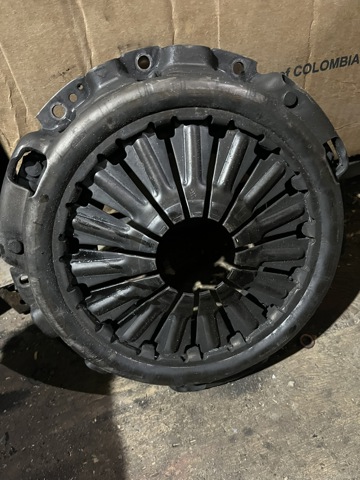 Корзина диска зчеплення 30210EB300 NISSAN