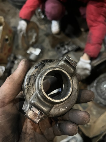 Підшипник вижимний зчеплення 305027F000 NISSAN