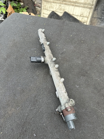 Регулятор тиску палива 3140227010 HYUNDAI