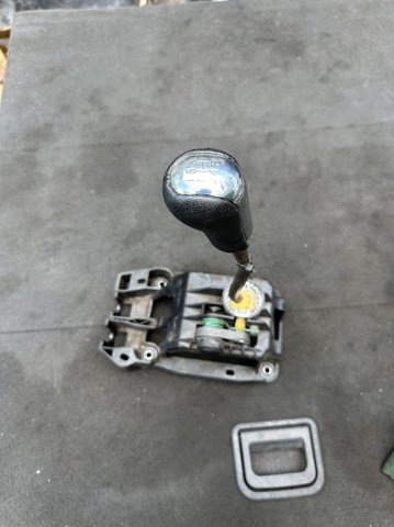 Селектор АКПП 3353005070 TOYOTA