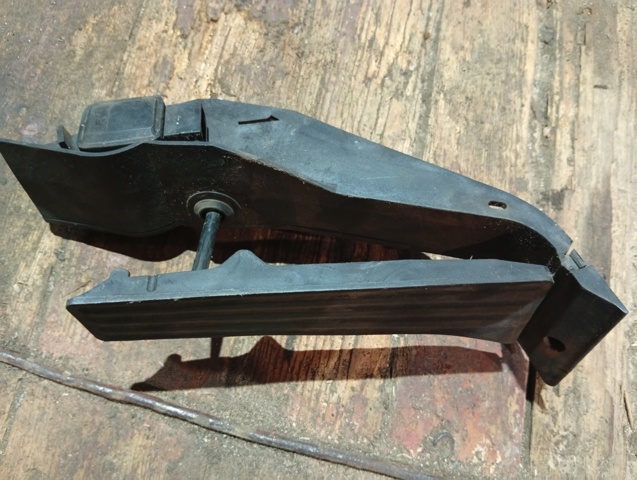 Педаль акселератора 35416762482 BMW