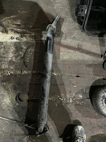 Вал карданний задній, у зборі 37300EB30A NISSAN